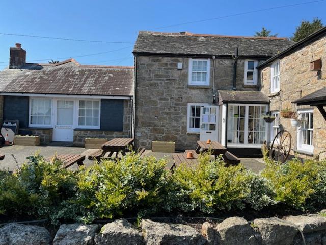 The Fountain Inn Madron 외부 사진